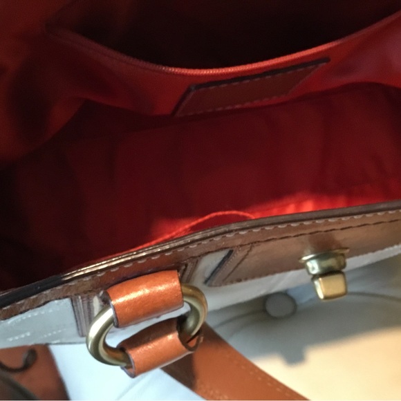 Genuine Vintage Coach Hampton Embossed Leather Satchel - Cream with Pecan Trim - Picture 13 of 13